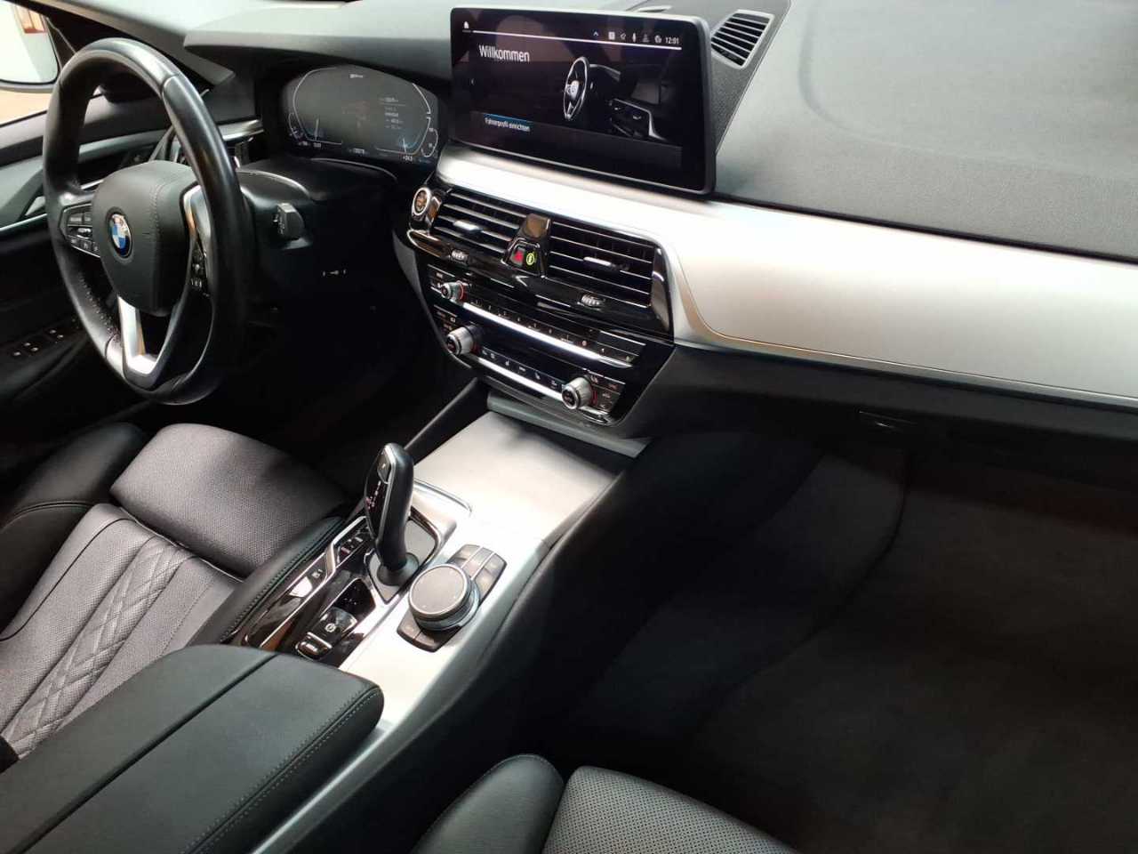 BMW 530e xDrive Touring Aut. 9