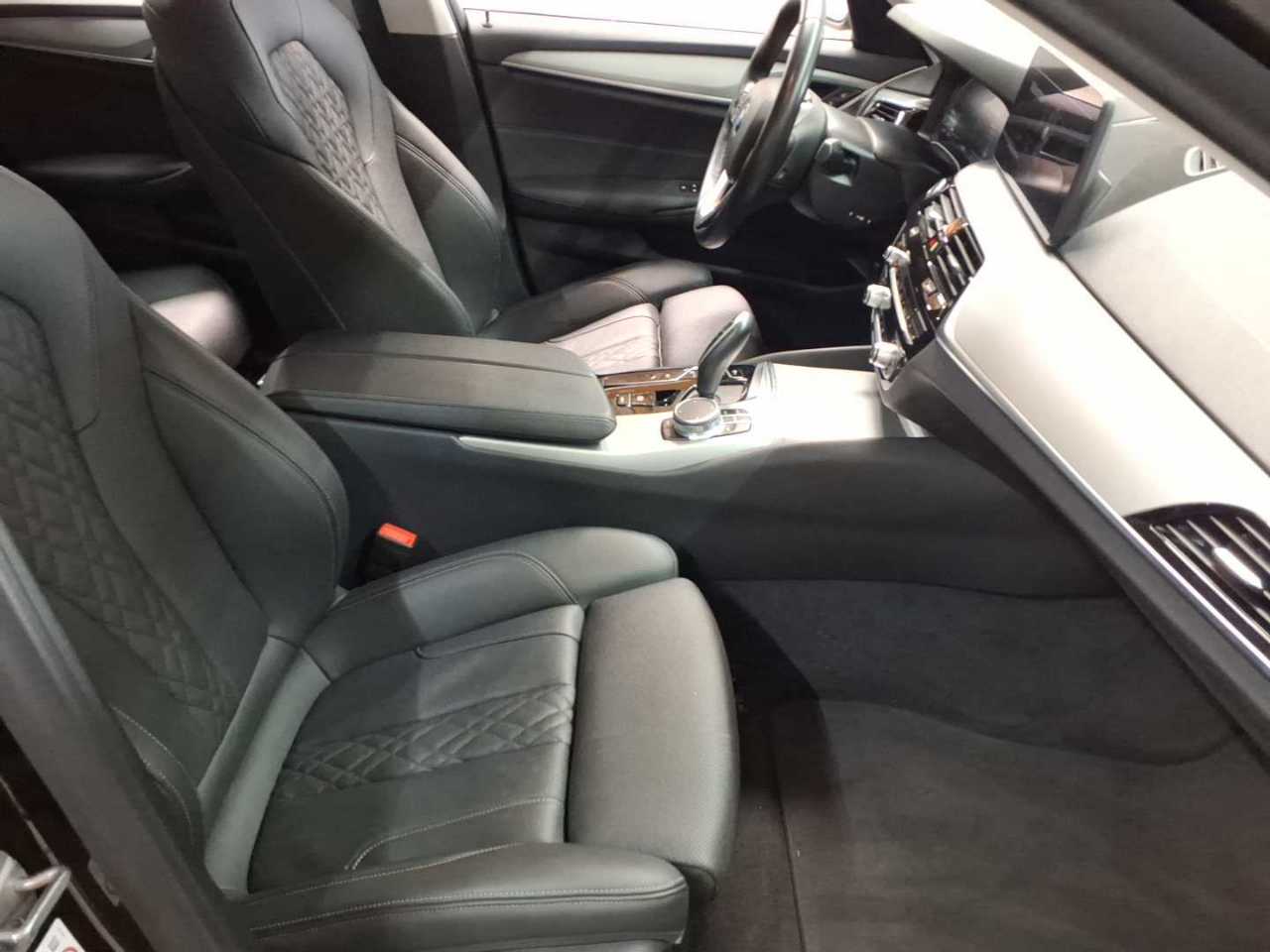 BMW 530e xDrive Touring Aut. 8