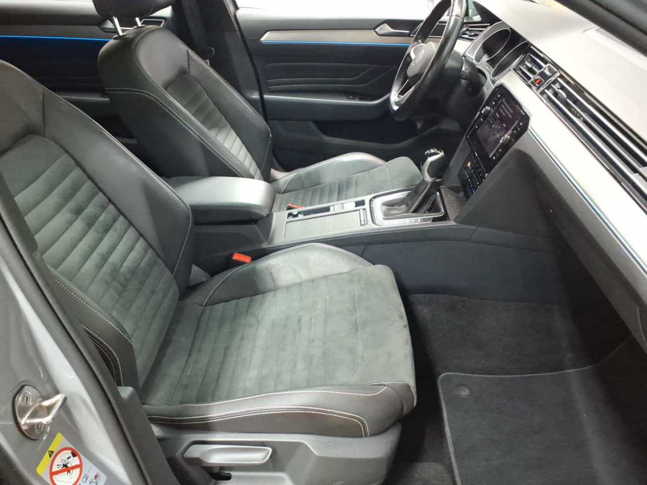 Volkswagen Passat Variant 2.0 TDI SCR Elegance 8