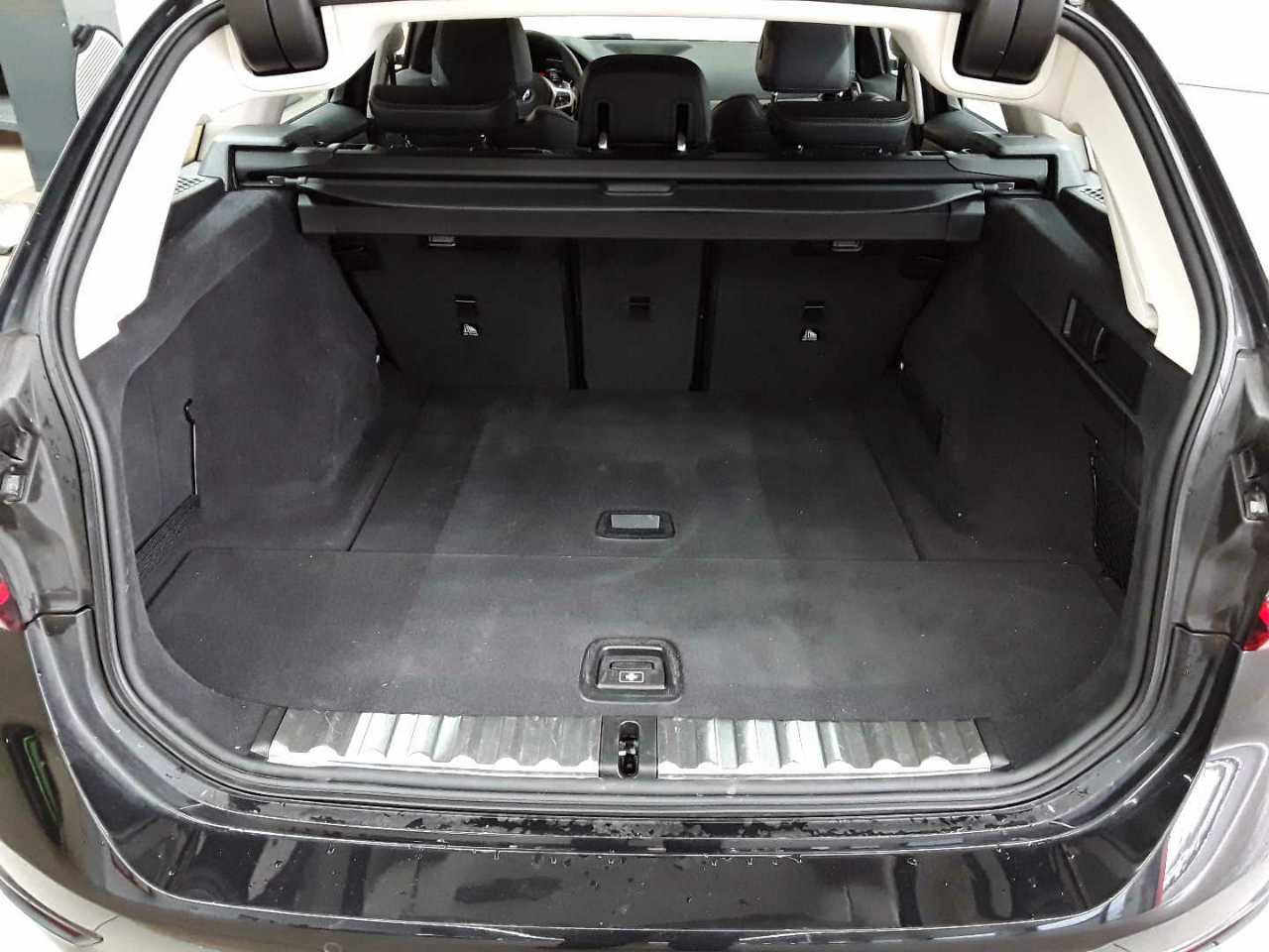 BMW 330d Touring Aut. Sport Line 15
