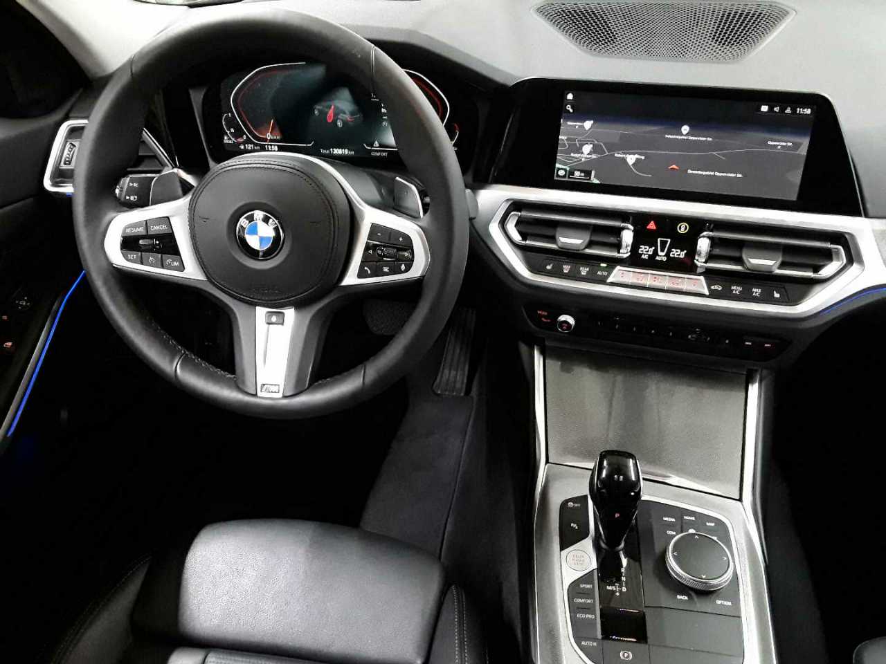 BMW 330d Touring Aut. Sport Line 10