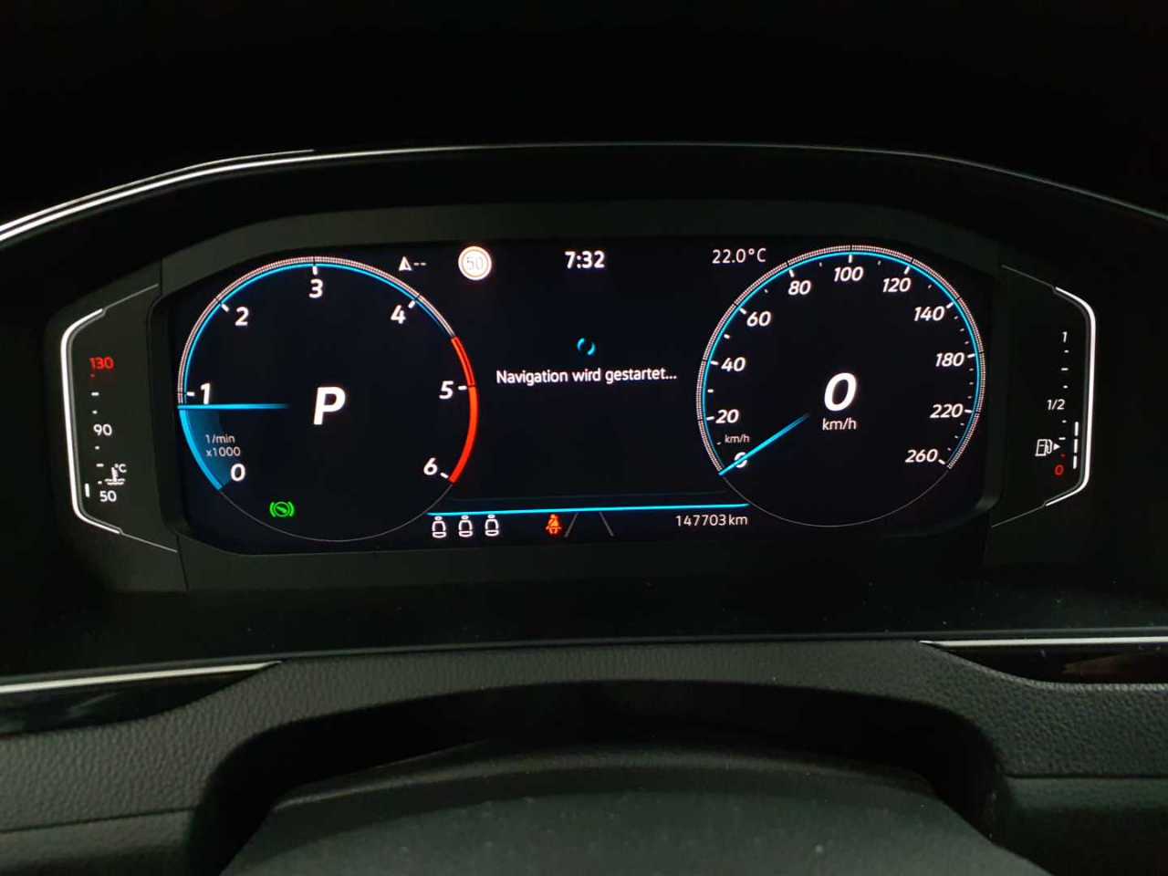 Volkswagen Passat Variant 2.0 TDI SCR DSG Business 11