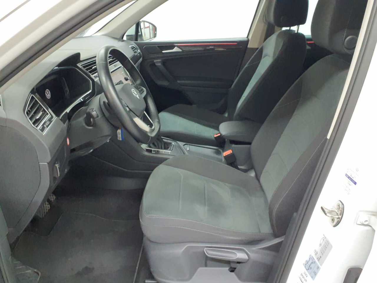 Volkswagen Tiguan 1.4 eHybrid OPF DSG Elegance 8