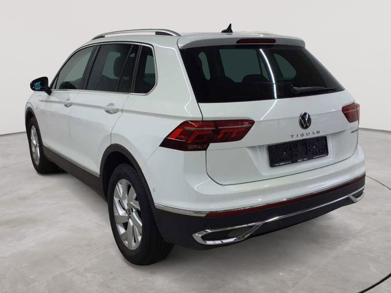 Volkswagen Tiguan 1.4 eHybrid OPF DSG Elegance 5