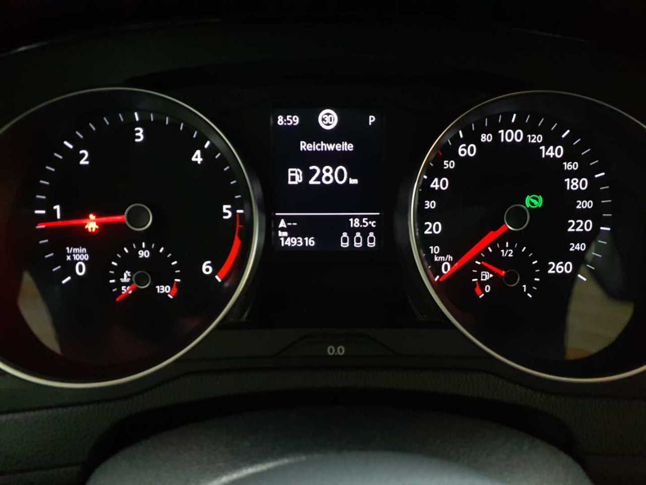 Volkswagen Passat Variant 2.0 TDI SCR DSG 11