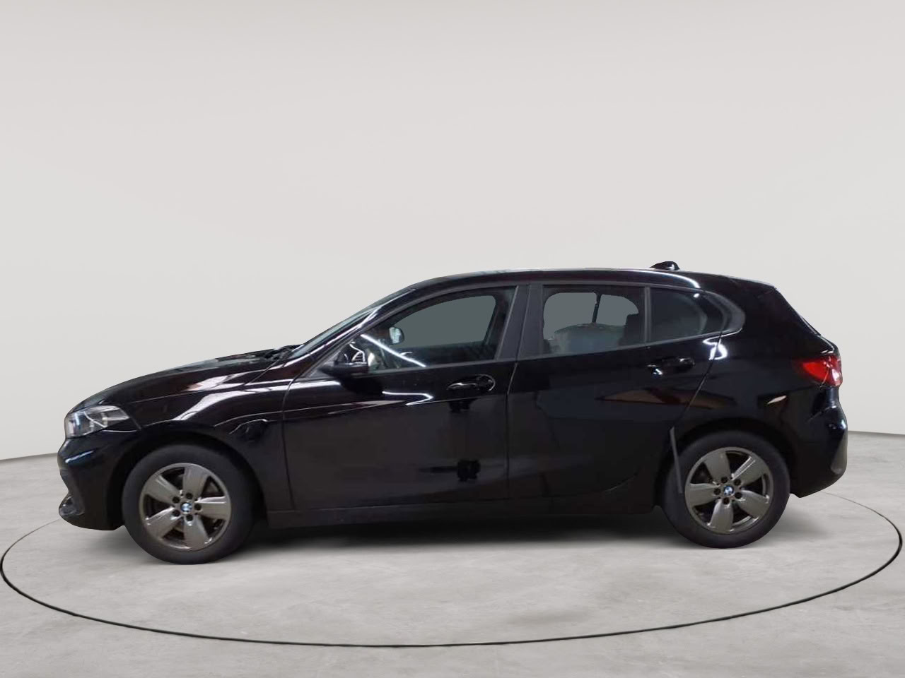 BMW 118d Aut. Advantage 6