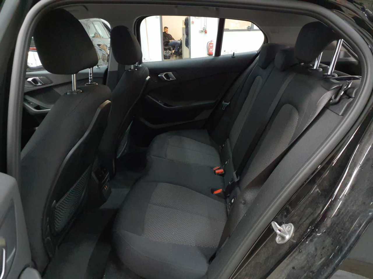 BMW 118d Aut. Advantage 13