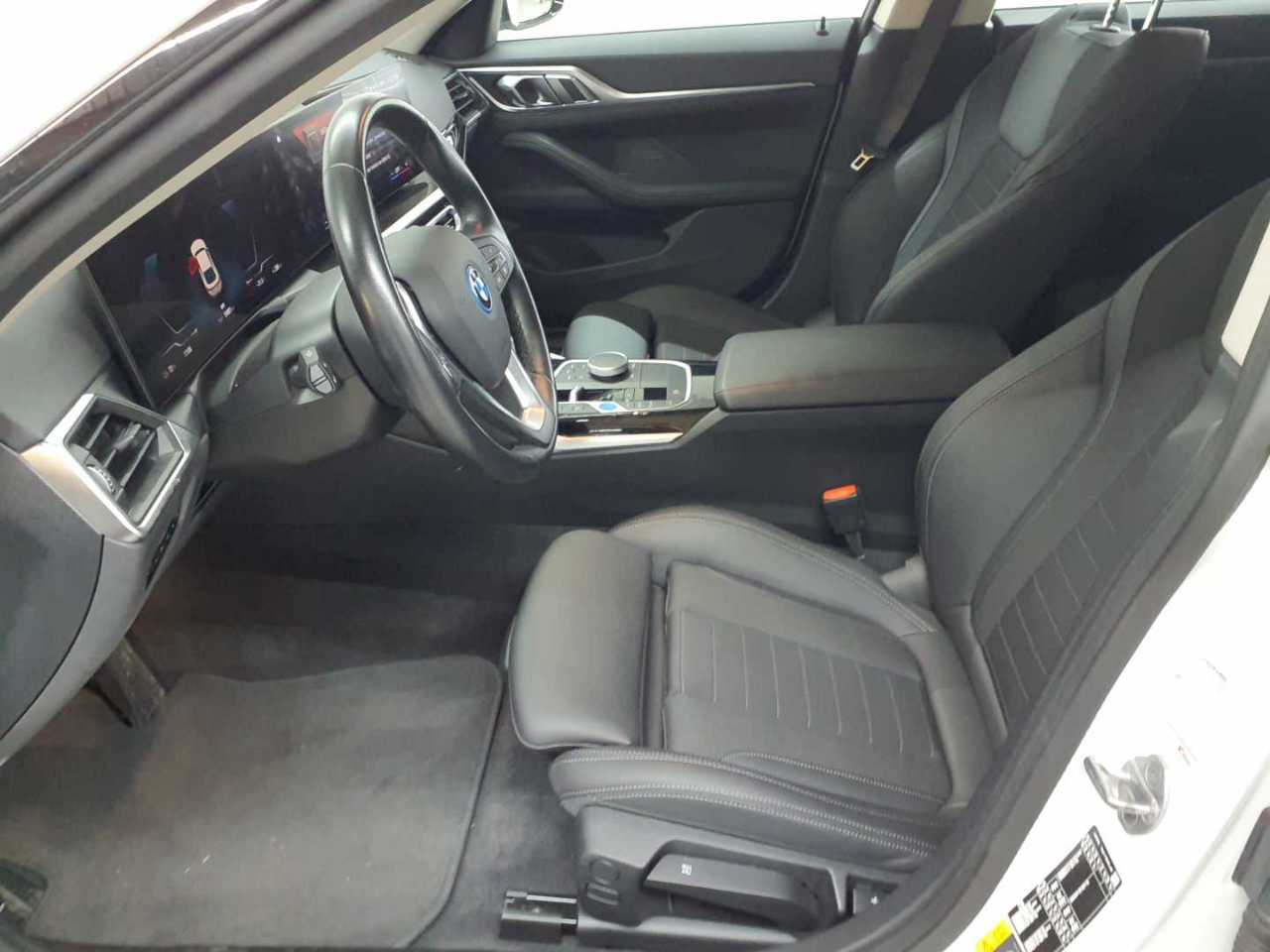 BMW i4 eDrive40 Gran Coupe 8