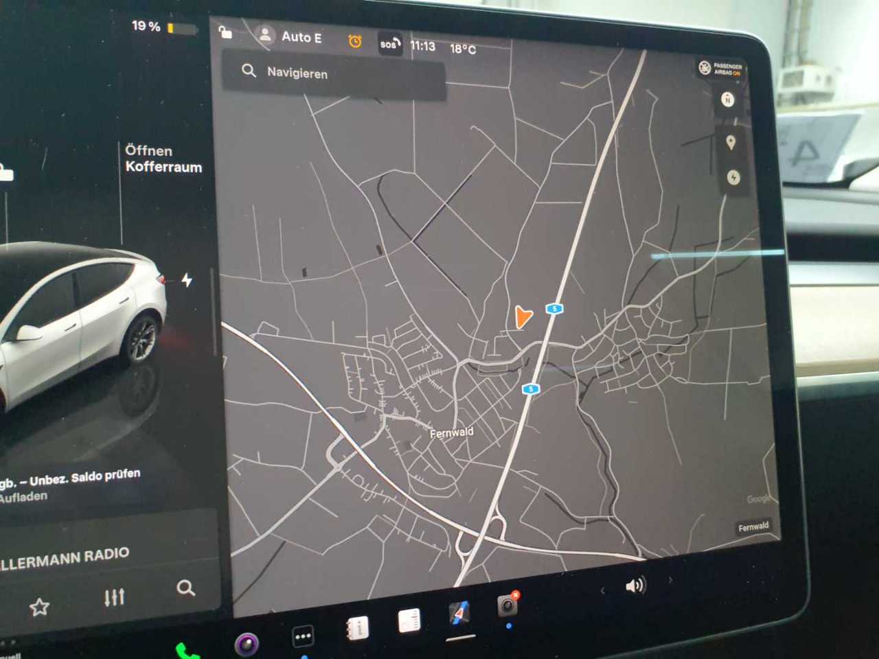 Tesla Model Y Long Range Dual Motor AWD 12