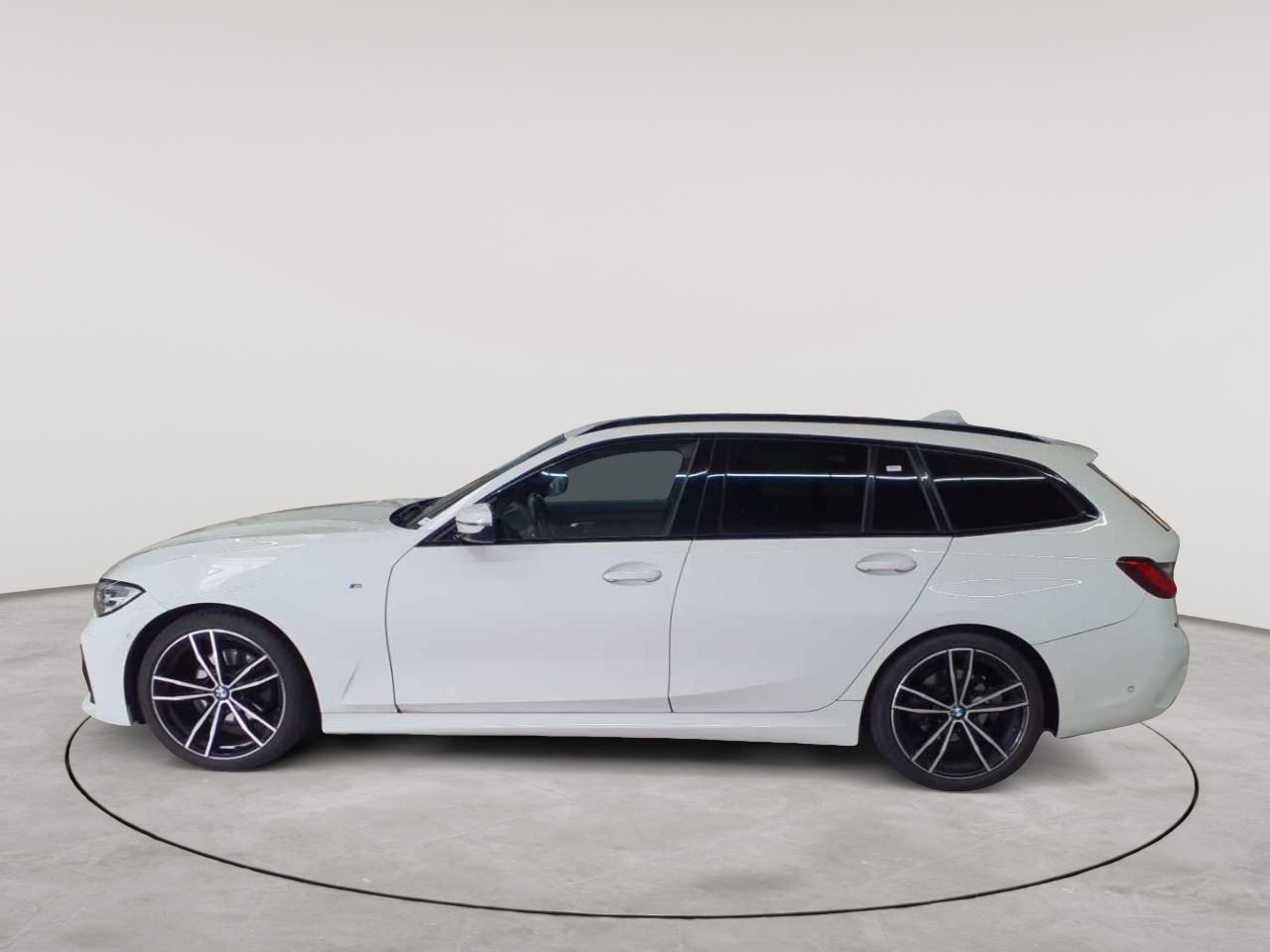 BMW 320i Touring Aut. M Sport 6