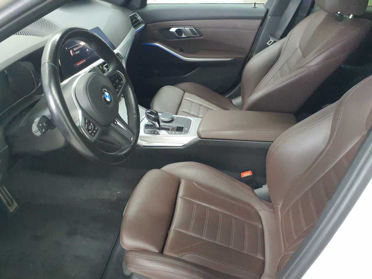 BMW 320i Touring Aut. M Sport 7