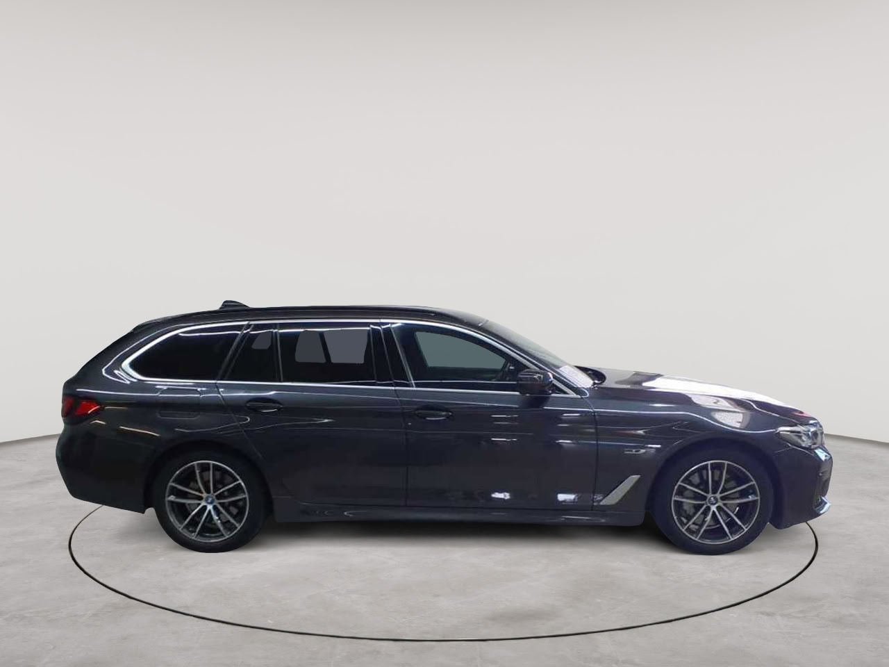 BMW 530e xDrive Touring Aut. 3