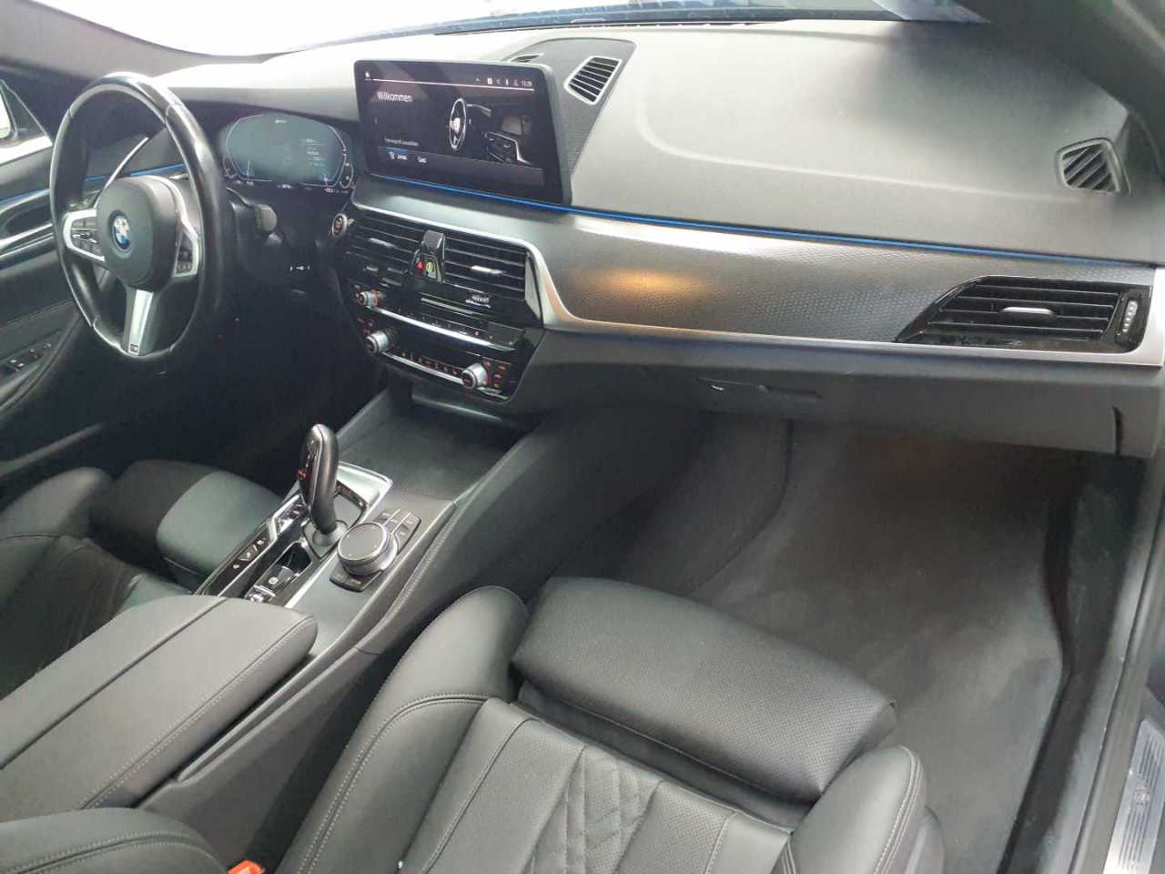 BMW 530e xDrive Touring Aut. 9