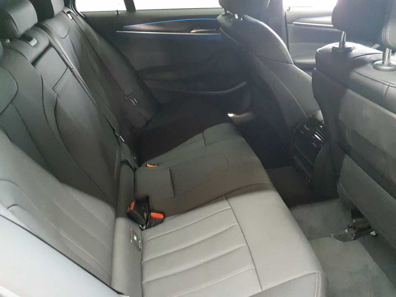 BMW 530e xDrive Touring Aut. 14