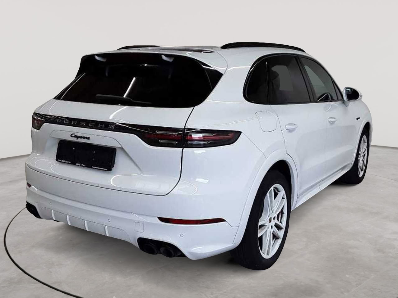 Porsche Cayenne E-Hybrid Tiptronic S 4
