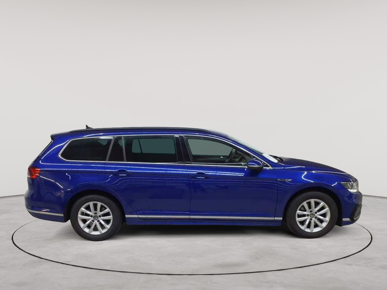 Volkswagen Passat Variant 2.0 TDI SCR DSG Business 3