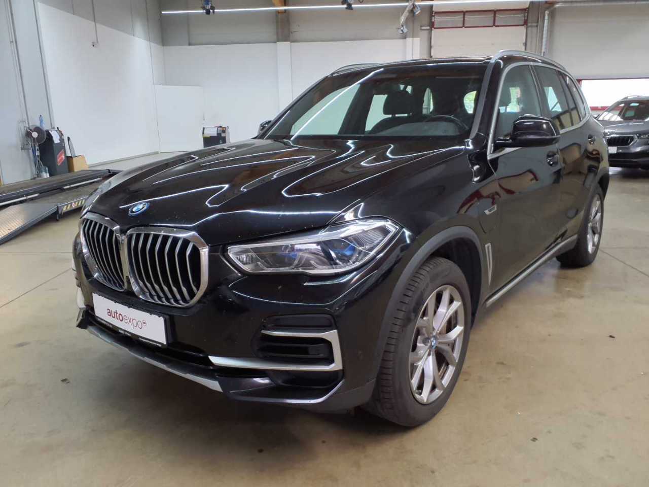 BMW X5 xDrive45e xLine 3