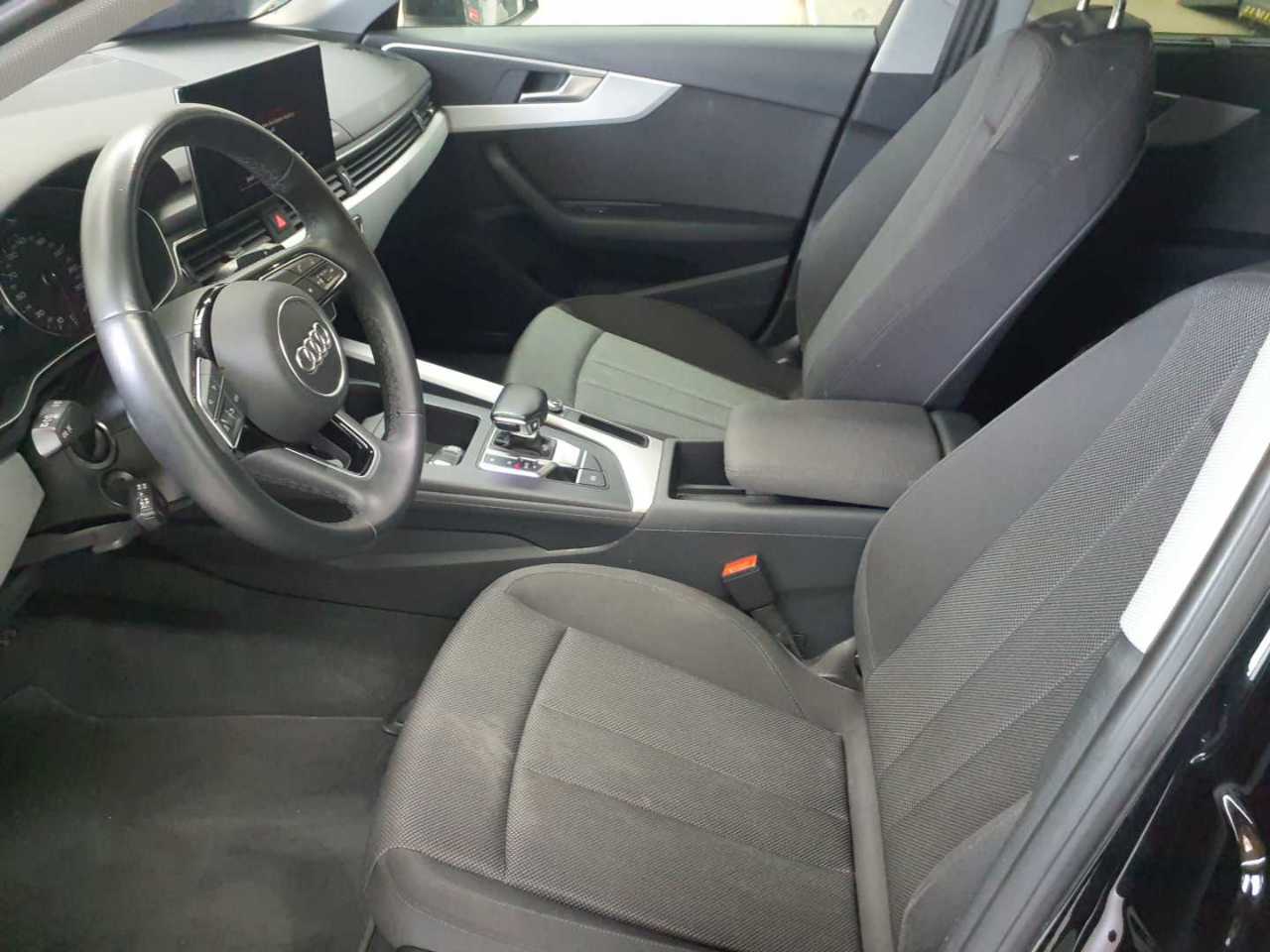 Audi A4 Avant 35 TDI S tronic 7