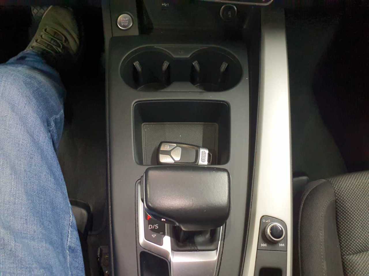 Audi A4 Avant 35 TDI S tronic 10