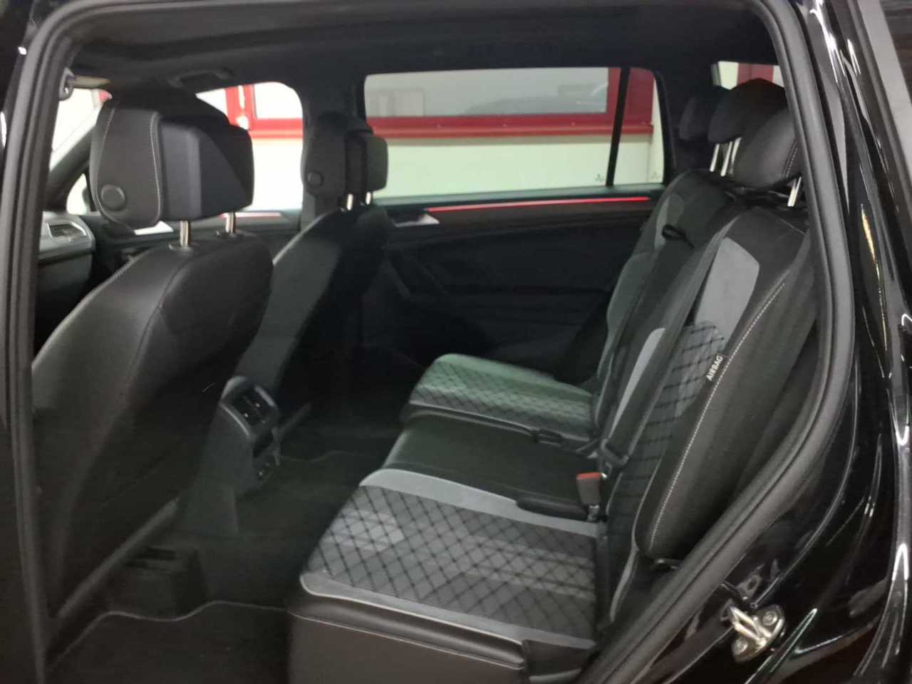 Volkswagen Tiguan Allspace 2.0 TDI SCR 4Motion DSG R-Line 13