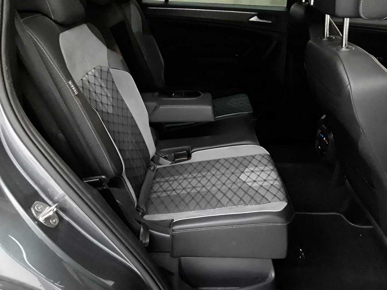 Volkswagen Tiguan Allspace 2.0 TDI SCR 4Motion DSG R-Line 14