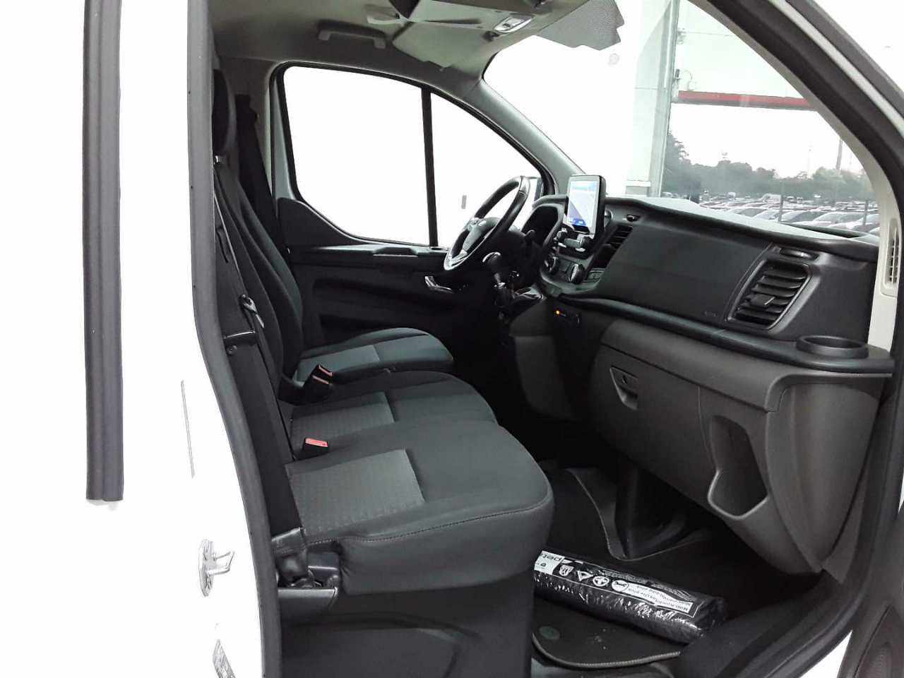 Ford Transit Custom 300 L2H1 LKW VA Trend 8