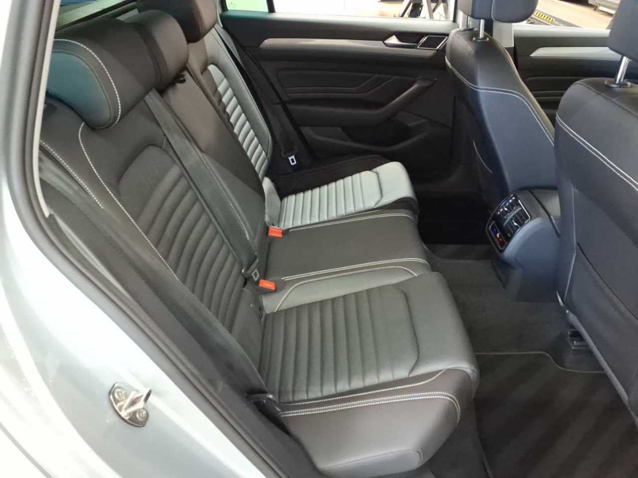 Volkswagen Passat Variant 1.4 TSI Plug-In-Hybrid DSG GTE 14