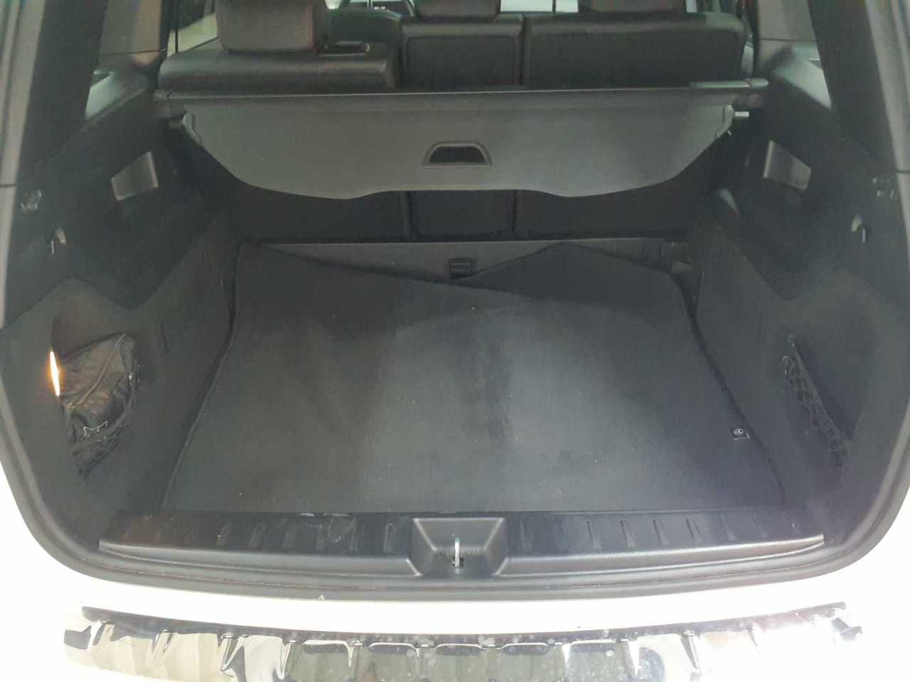 Mercedes-Benz GLB 250 4Matic 8G-DCT AMG Line 14