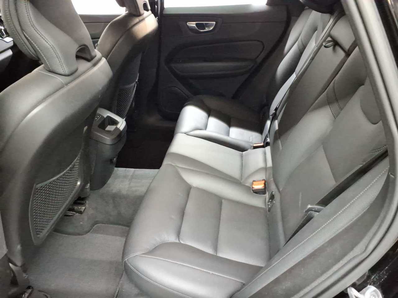 Volvo XC60 B4 D Core 13