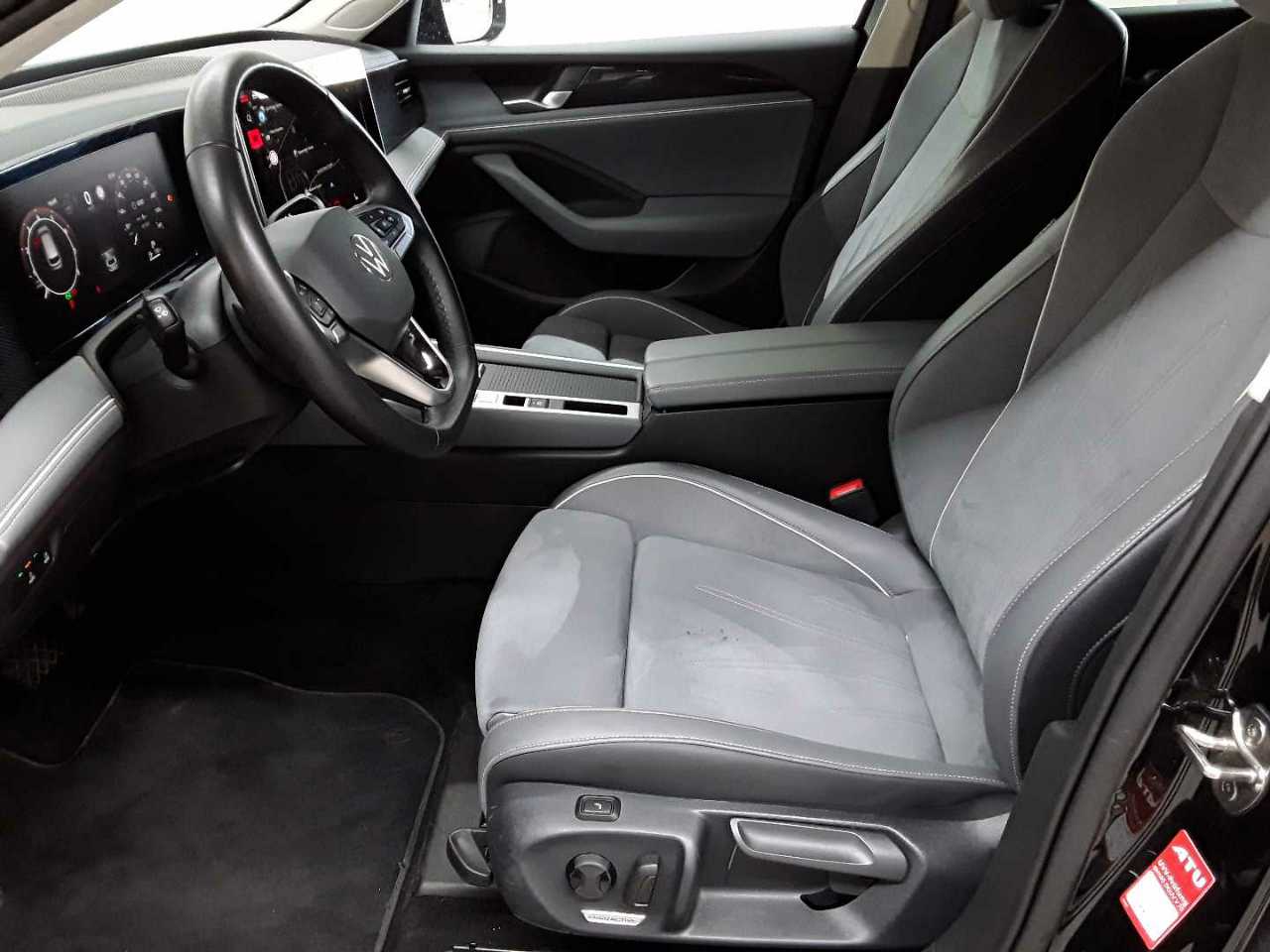 Volkswagen Passat Variant 1.5 e-TSI OPF DSG Business 7