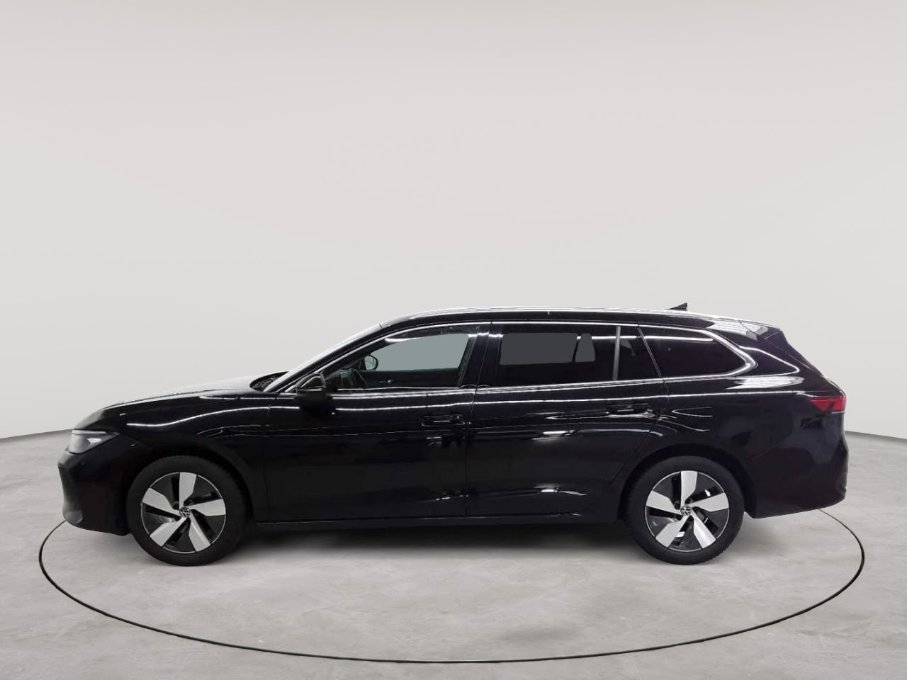 Volkswagen Passat Variant 1.5 e-TSI OPF DSG Business 6