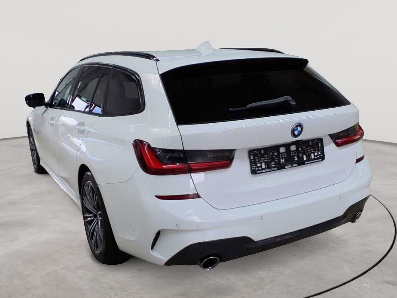 BMW 330e Touring Aut. M Sport 5