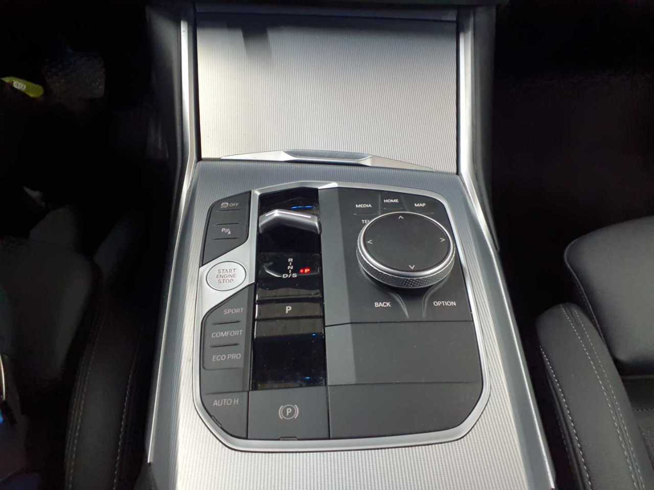 BMW 318d Touring Aut. 10