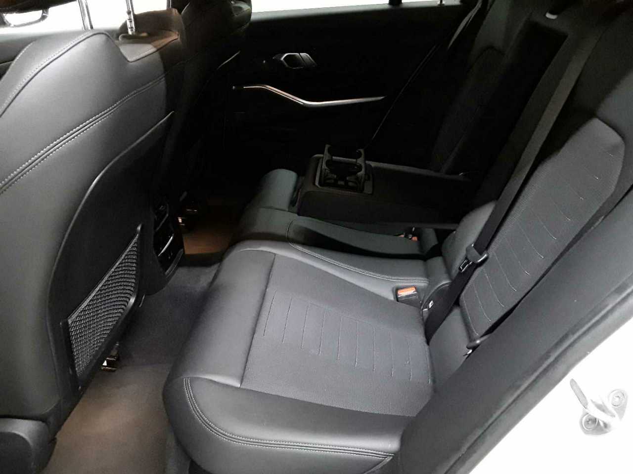 BMW 318d Touring Aut. 13