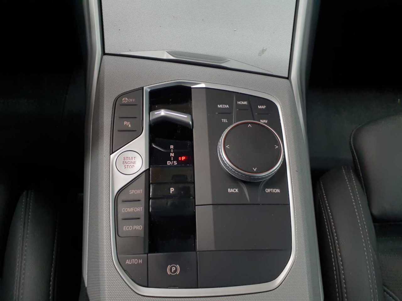 BMW 320d Touring Aut. 10