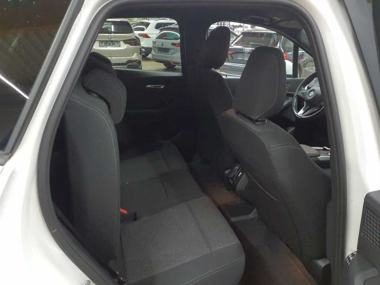 BMW 218d Active Tourer Aut. 14