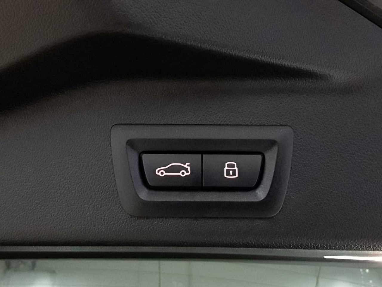 BMW X5 xDrive50e 20