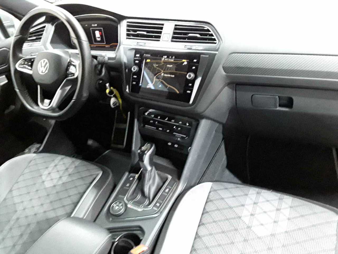 Volkswagen Tiguan Allspace 2.0 TDI SCR 4Motion DSG R-Line 9