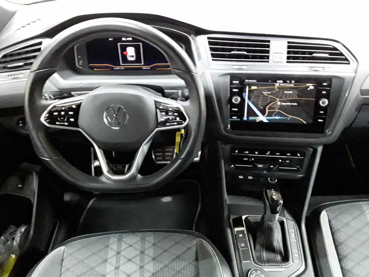 Volkswagen Tiguan Allspace 2.0 TDI SCR 4Motion DSG R-Line 10