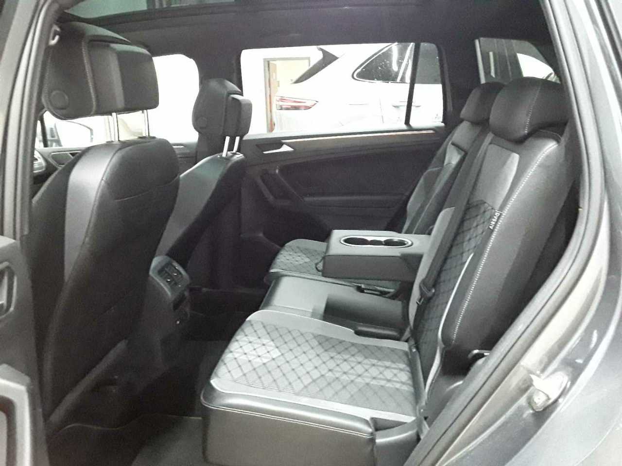 Volkswagen Tiguan Allspace 2.0 TDI SCR 4Motion DSG R-Line 13