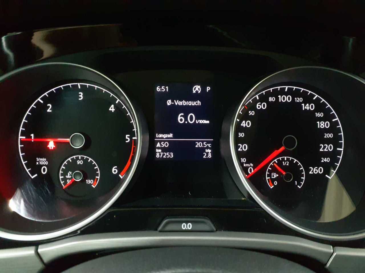 Volkswagen Touran 2.0 TDI SCR DSG Comfortline 11