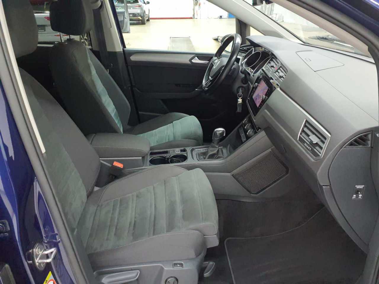 Volkswagen Touran 2.0 TDI SCR DSG Comfortline 7