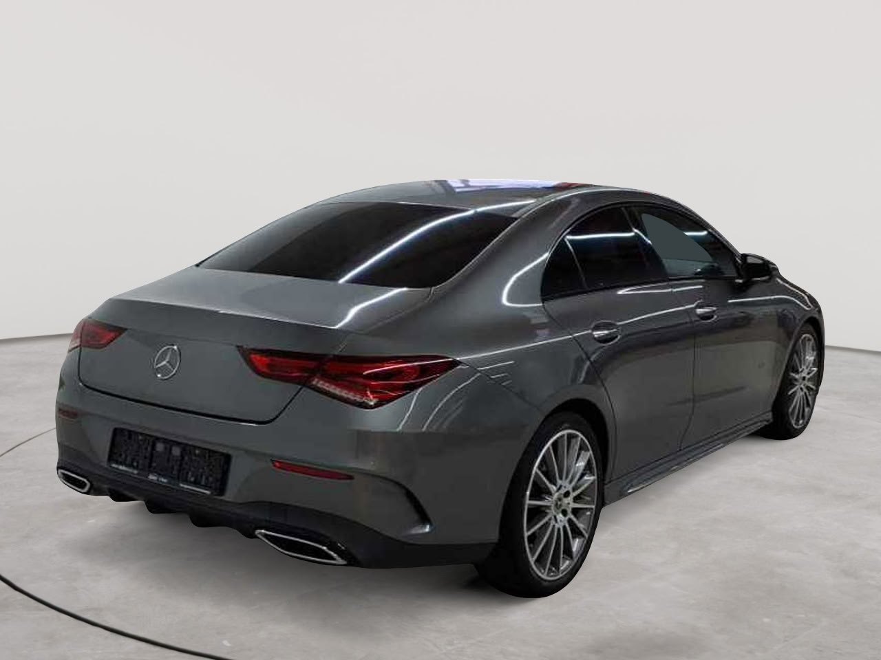 Mercedes-Benz CLA 200 d 8G-DCT AMG Line 4