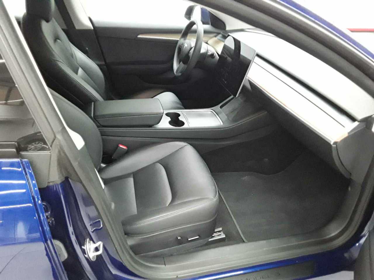 Tesla Model 3 RWD Hinterradantrieb 8
