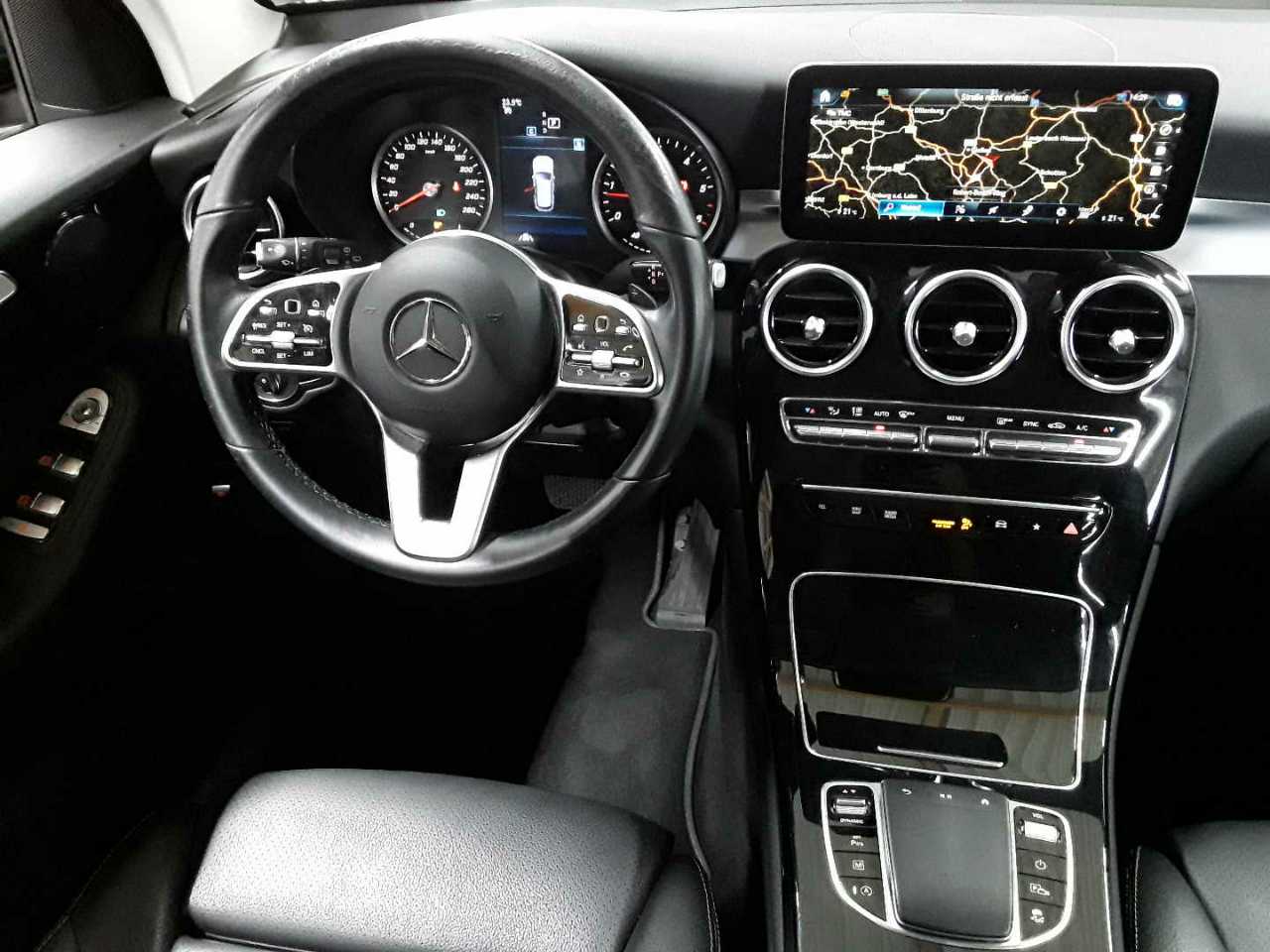 Mercedes-Benz GLC 220 d 4Matic 9G-TRONIC 10