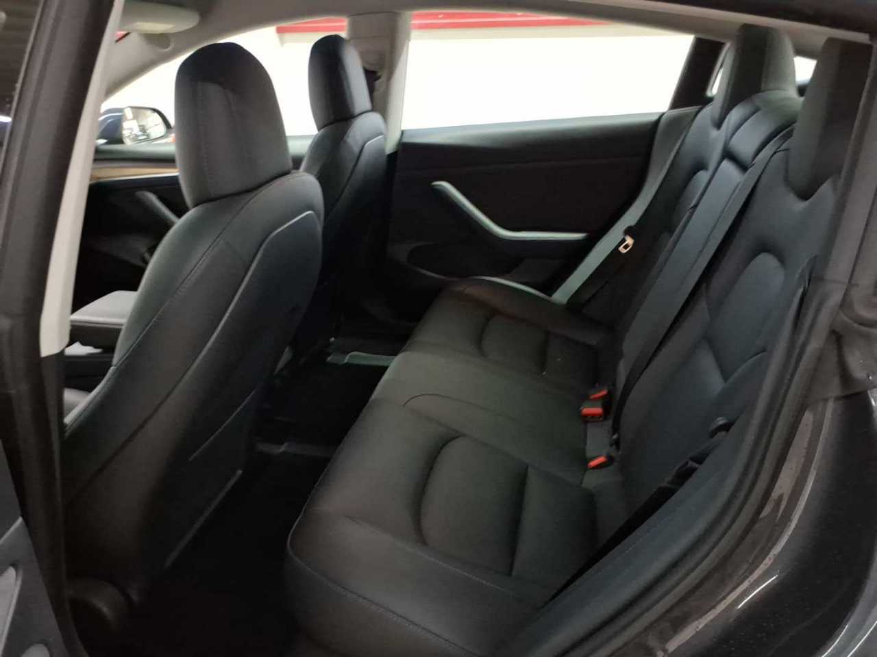 Tesla Model 3 Langstreckenbatt. Allradantrieb Dual Motor 13