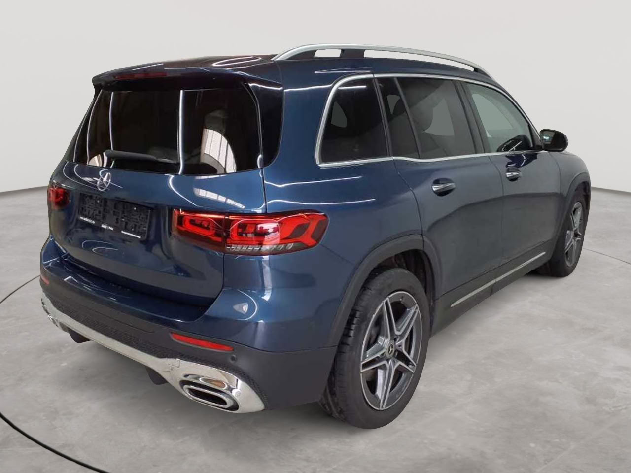 Mercedes-Benz GLB 220 d 4Matic 8G-DCT AMG Line 4
