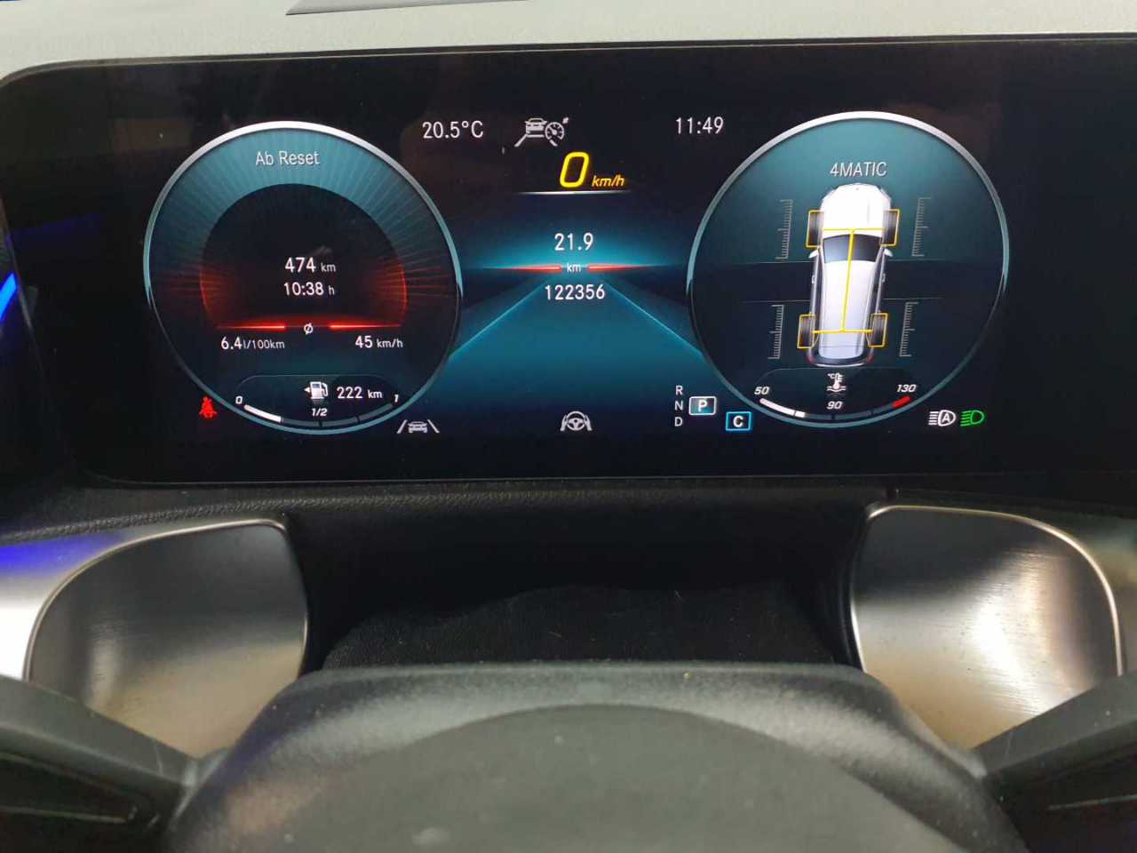 Mercedes-Benz GLB 220 d 4Matic 8G-DCT AMG Line 11