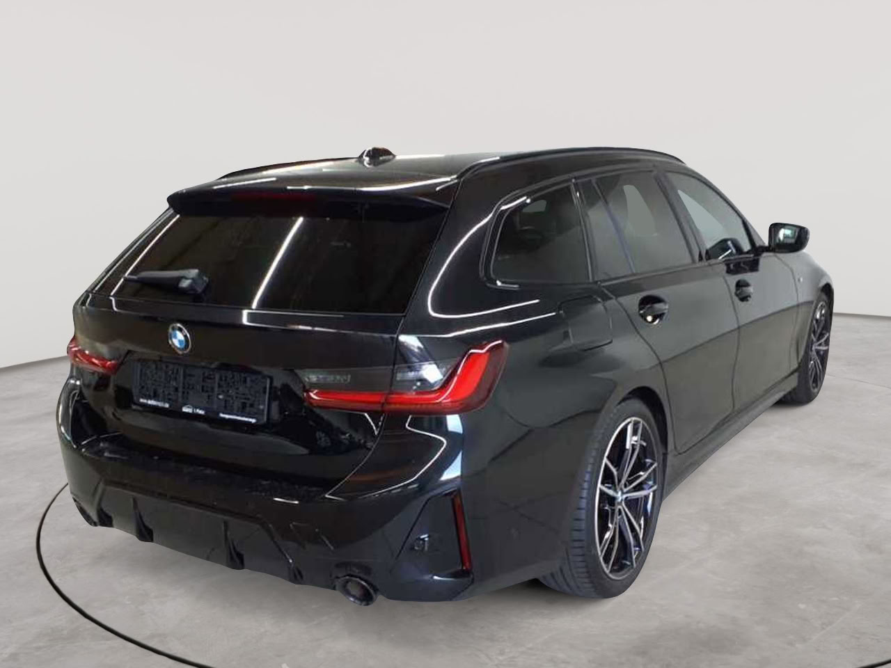 BMW 320i Touring Aut. 4