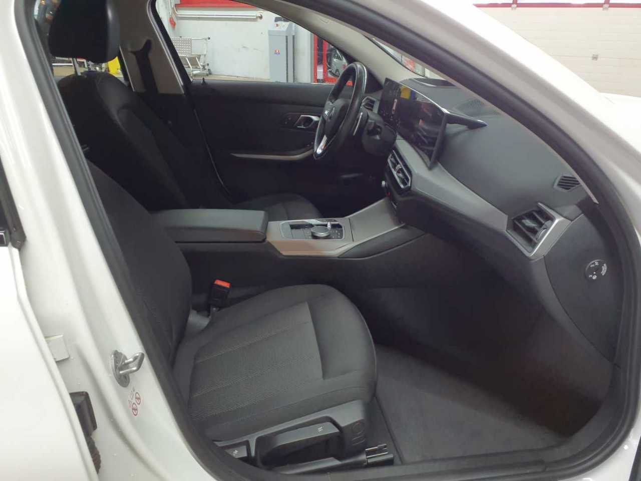 BMW 320d Touring xDrive Aut. 8